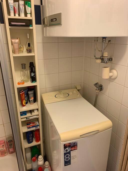 Kleine Wohnung Im Zentrum Graz Esterno foto