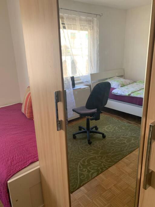 Kleine Wohnung Im Zentrum Graz Esterno foto